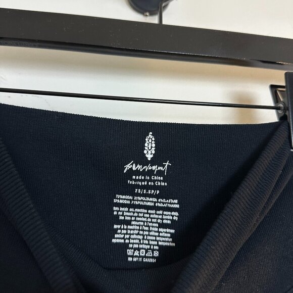 FREE PEOPLE Movement Rich Soul High Waist Flare Leggings in Black X-Small/Small - Picture 5 of 7